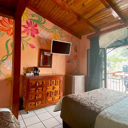 Hotel Real De La Sierra Mazamitla Exterior photo