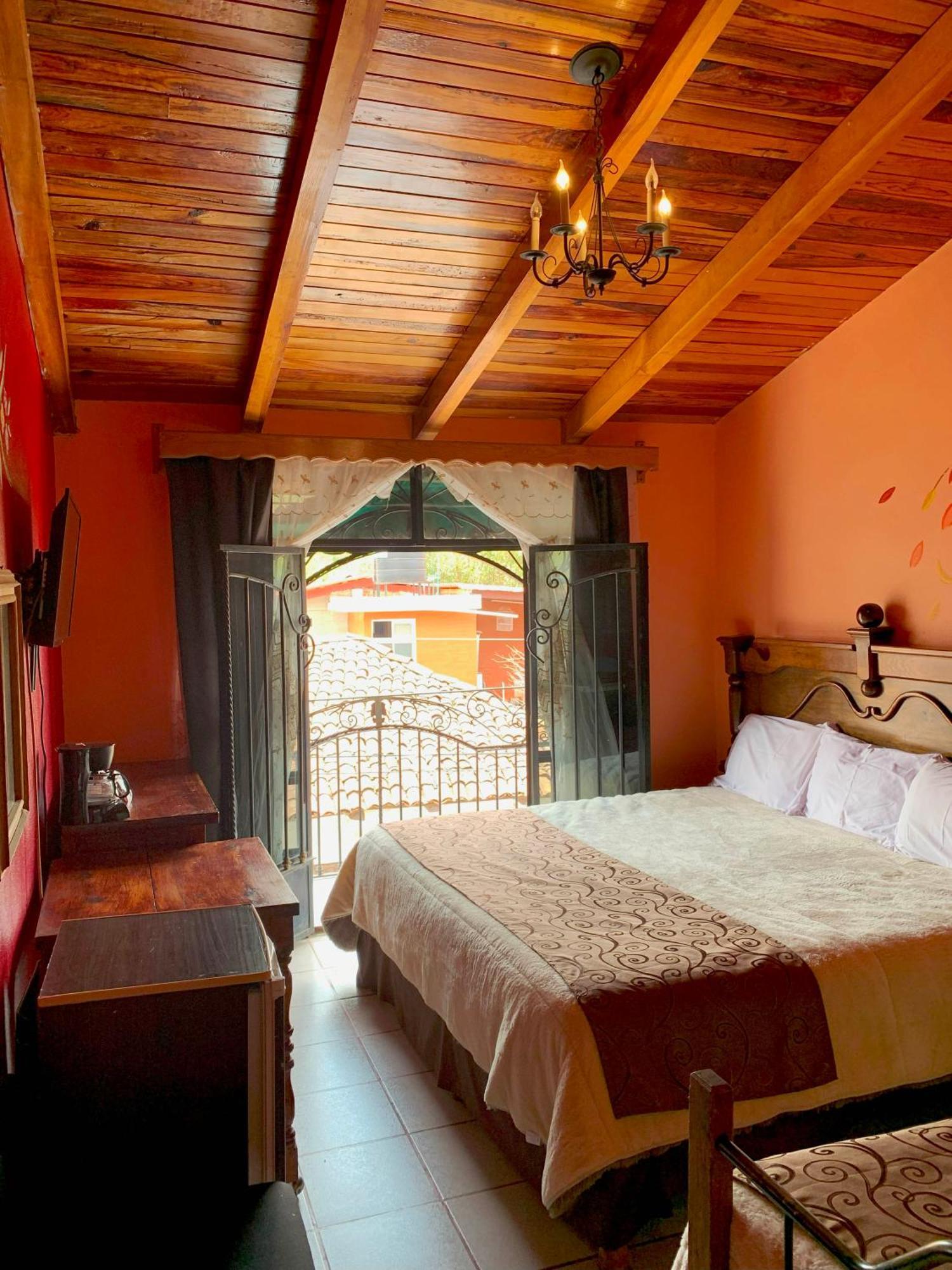 Real De La Sierra 3*