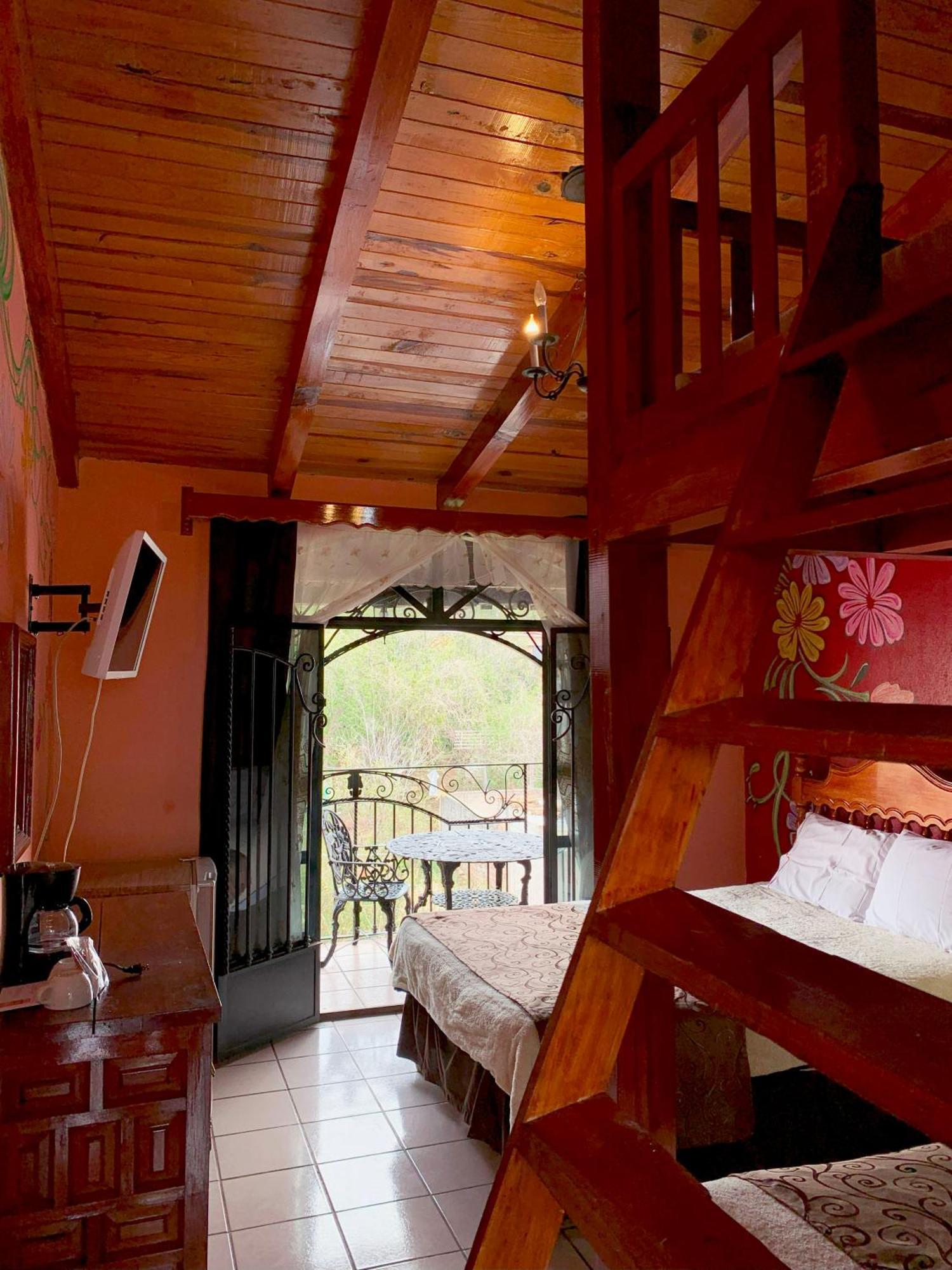 Real De La Sierra Hotel