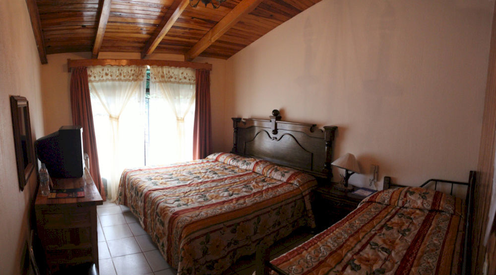 Real De La Sierra Hotel 3*